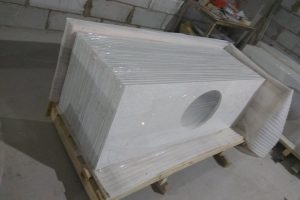 Polar White Quartz Surface