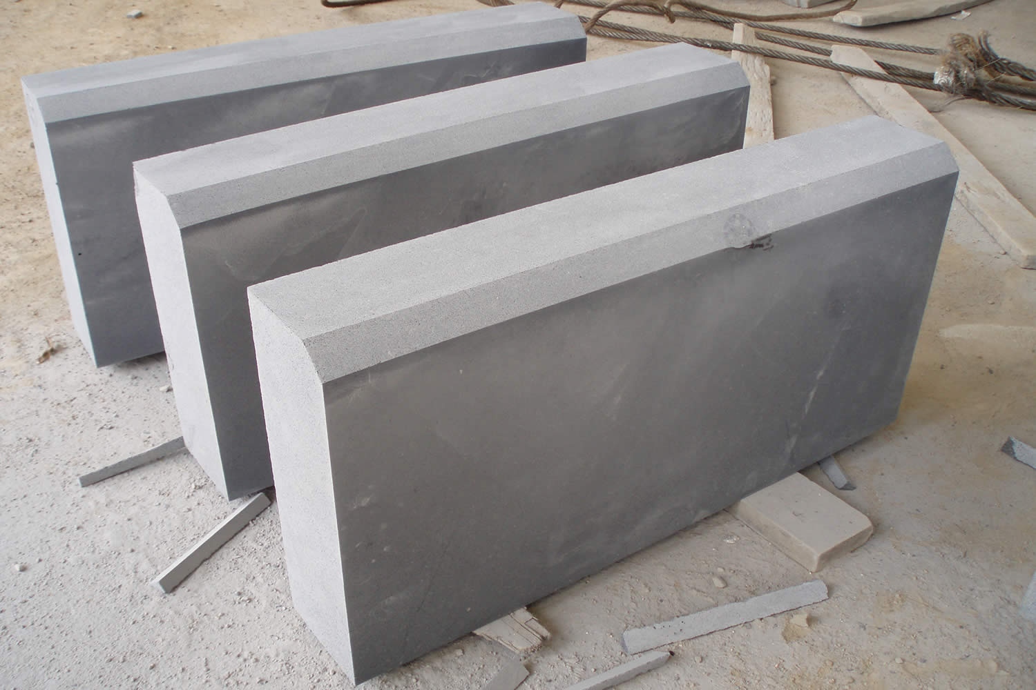 Granite Kerbstone-2